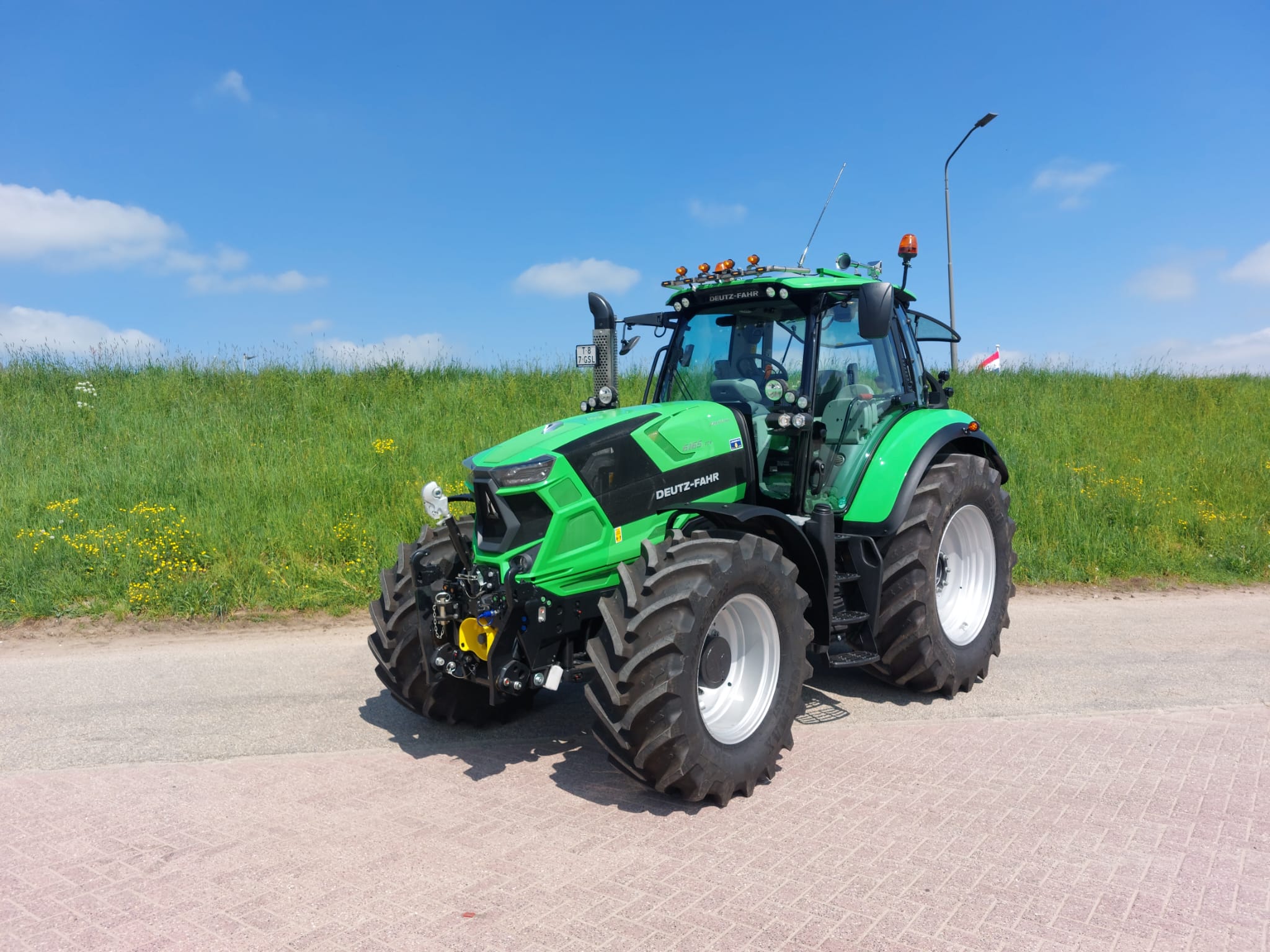 Deutz 6165 TTV 8